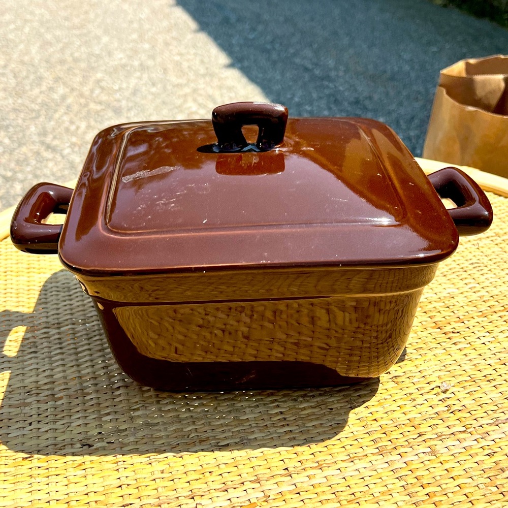 Pottery Barn Oven to Table Line Brown Baking Dish